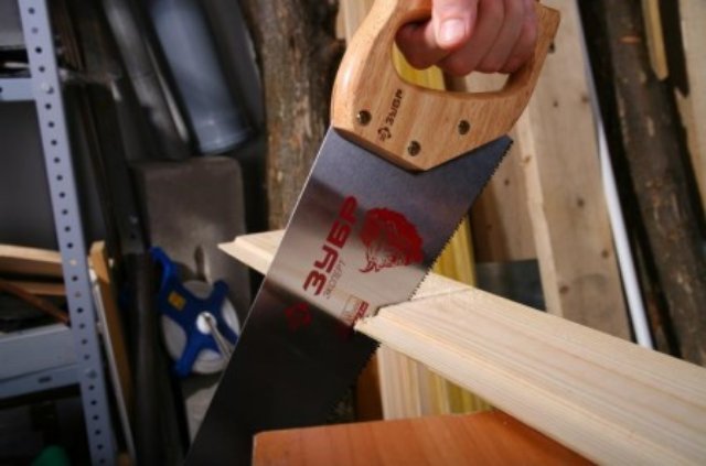 Как выбирать ножовку по древесине