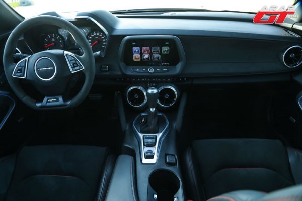 Новое спорткупе Chevrolet Camaro ZL1 2019 засняли на тестах без камуфляжа