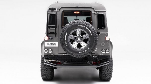Тюнеры из Ares Design показали своё видение Land Rover Defender