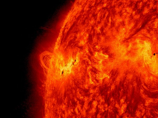 Уфолог: Внутри Солнца скрыта планета пришельцев
