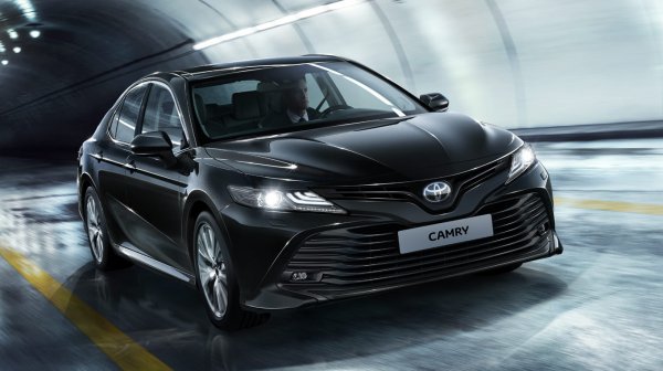 Падение спроса: В Toyota сократят производство Toyota Camry