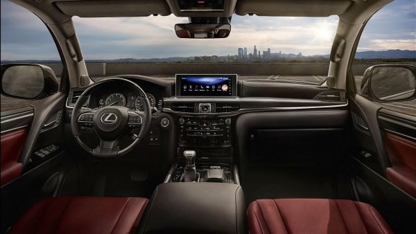 «Крузак» для избранных: Об ультралюксовом Lexus LX рассказал блогер