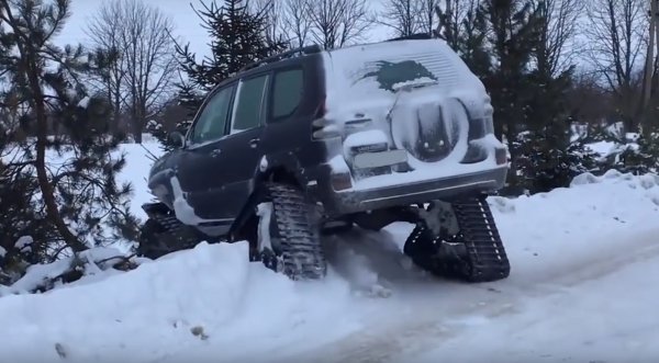 «Прадик» для русской зимы: Об идеальном Toyota Land Cruiser Prado рассказали в сети