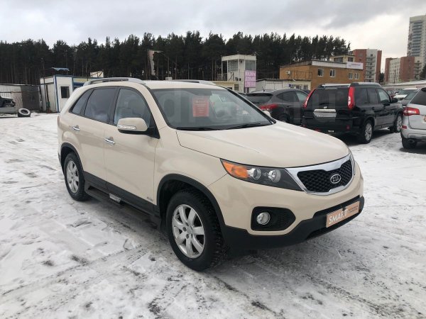 Правильный кроссовер с «опытом»: О выборе между KIA Sorento и Hyundai Santa Fe рассказали в сети