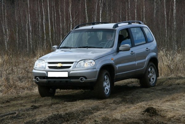 Пересел с «УАЗика» на «Шниву»: Своими впечатлениями от автомобилей поделился блогер