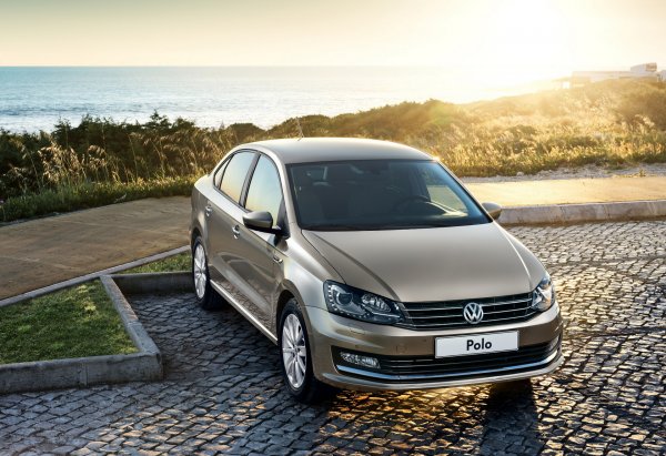 «Кореец» или «немец»: О выборе между Volkswagen Polo и Hyundai Solaris рассказали эксперты