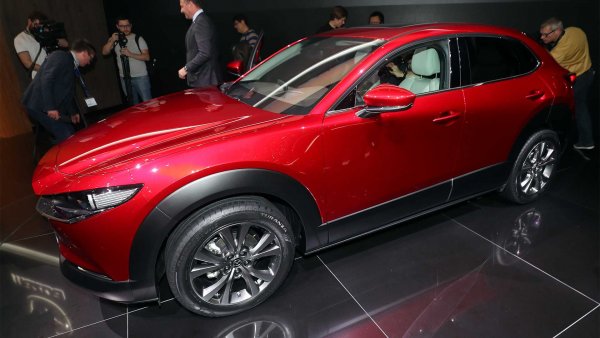 Что-то среднее между CX-3 и CX-5: Эксперт рассказала о новом «убийце» кроссоверов – Mazda CX-30