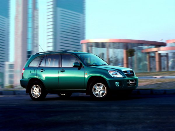 «Пиратская версия Toyota RAV4»: Достоинства подержанного Chery Tiggo за 285 тысяч назвал эксперт