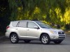 «Равчик» за 500 000 рублей: На что обратить внимание при покупке Toyota RAV4 с пробегом, рассказал эксперт