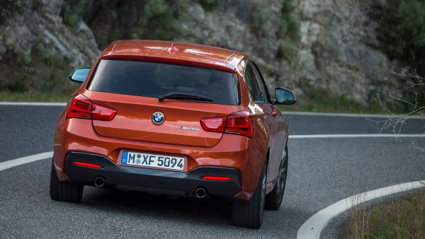 BMW M135i за 1,3 миллиона: Неожиданную альтернативу LADA Vesta Sport предложил блогер