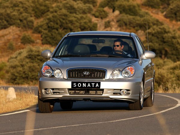 Какую Hyundai Sonata можно купить за 300 тысяч? Обзором на «корейскую Волгу» поделился блогер