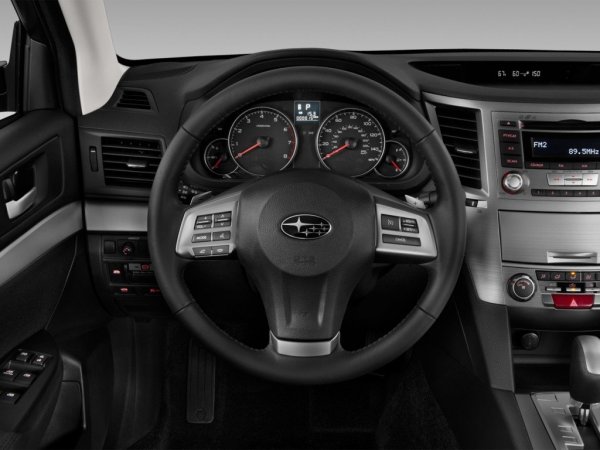Чего ждать от «Сударыни Люськи»: Плюсы и минусы Subaru Legacy с пробегом назвал блогер