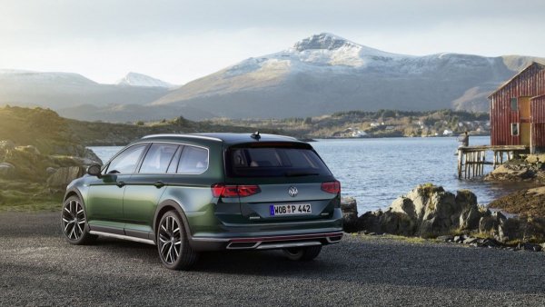 Что может «немец»? Обзор на новый Volkswagen Passat 2020 появился в сети