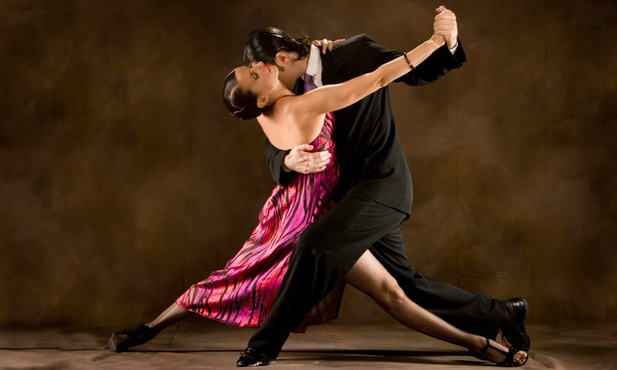 Тюменцев приглашают на бесплатное занятие по аргентинскому танго