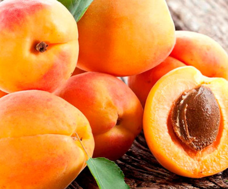 Абрикос назван самым полезным летним фруктом
