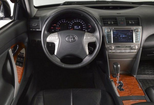 «Не такая уж и вечная»: Блогер озвучил слабые стороны и особенности эксплуатации Toyota Camry XV40
