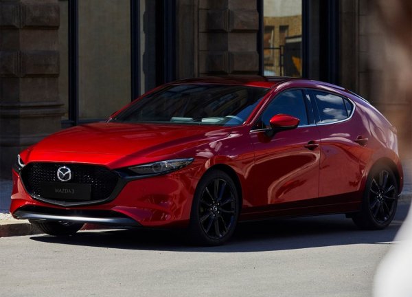 Круче, чем новая Mazda3? Блогер назвал главные достоинства KIA Ceed 2019