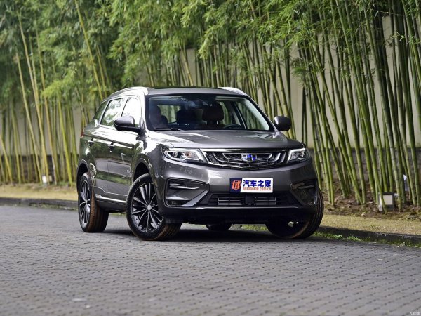 Geely Atlas 2019: Автовладелец назвал недостатки китайского кроссовера