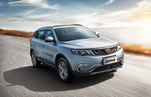 Geely Atlas 2019: Автовладелец назвал недостатки китайского кроссовера