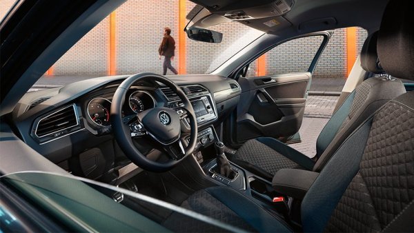 «Откликается на все команды»: Обзорщики рассказали о новом Volkswagen Tiguan