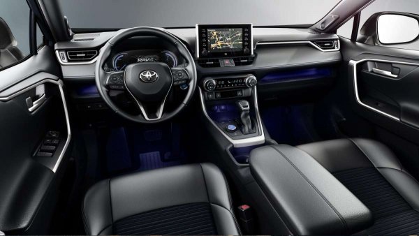 Китайские «убийцы» и рядом не стояли: Новый Toyota RAV4 ставит рекорды по продажам