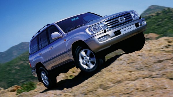 Выбор коммерсантов и ОПГ: Надёжность Toyota Land Cruiser 100 – правда или вымысел?
