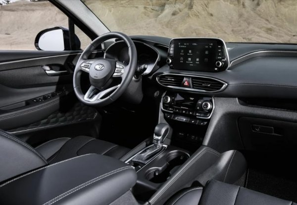 Не рестайлинг, а глубокая модернизация: Новый «кореец» Hyundai Santa Fe станет еще функциональней
