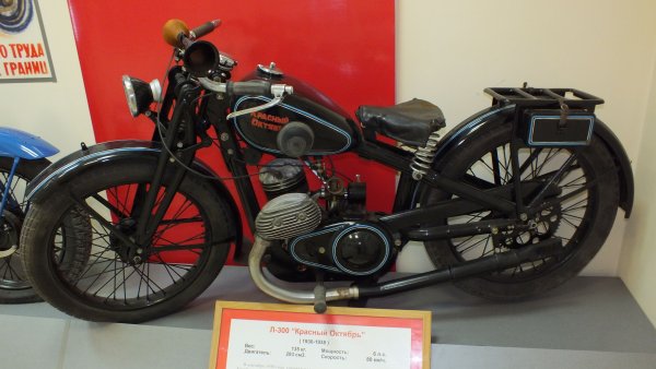 Делали «Харлеи» ещё до «Харлеев»: Первый серийный мотоцикл СССР «Красный Октябрь» Л-300 – сейчас на такое неспособны